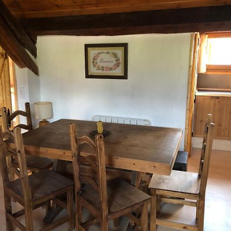 Charmant Appartement Dans Le Village/Coqueto Apartamento En El Pueblecito La Cabanasse Esterno foto
