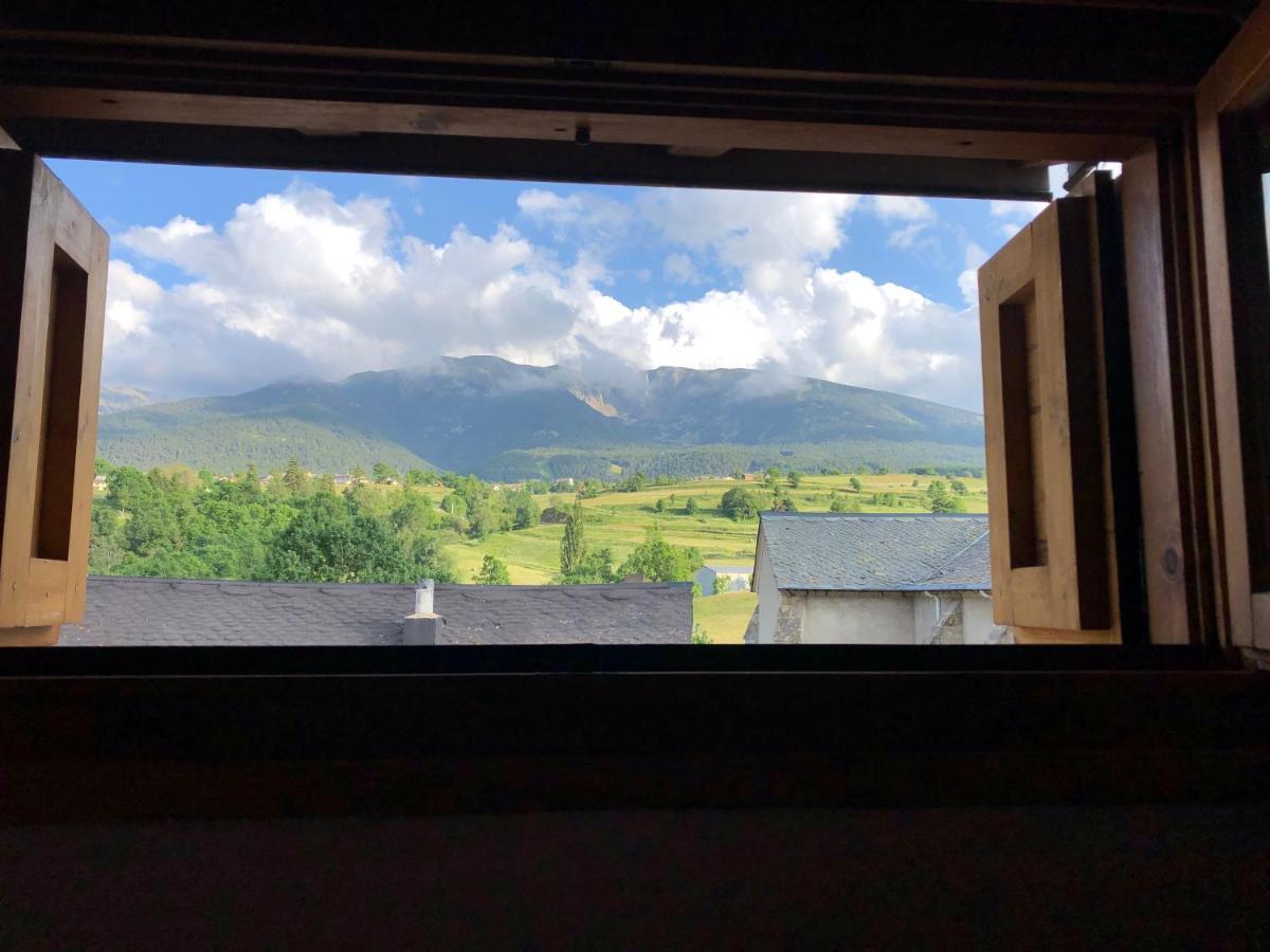 Charmant Appartement Dans Le Village/Coqueto Apartamento En El Pueblecito La Cabanasse Esterno foto